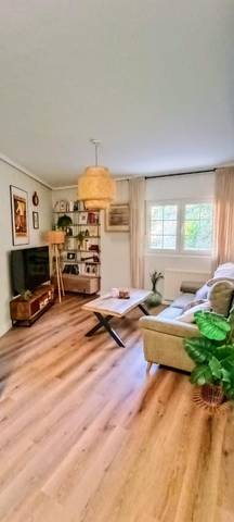 Apartamento en Alquiler en Cotolino