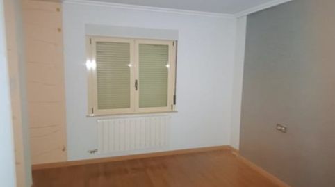 Solvia Inmobiliaria  Locales Benavente, imatge 3
