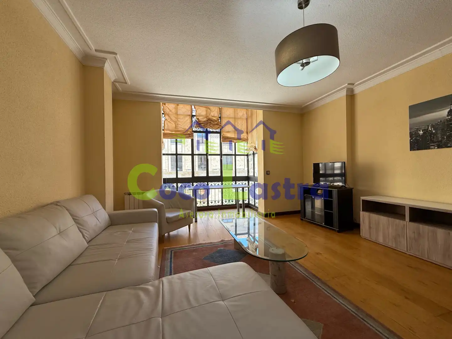 Flat for rent in Plaza Peso, Barrio del Centro