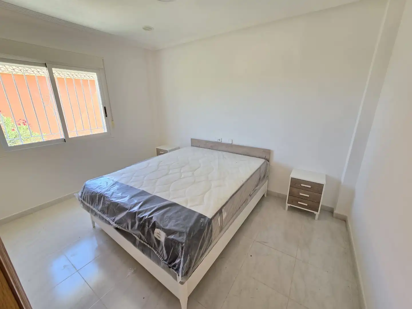 Habitación de Casa o chalet en venta en Jacarilla con Jardín privado, Piscina y Amueblado