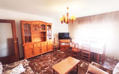 Living room of Flat to rent in  Granada Capital  with Balcony