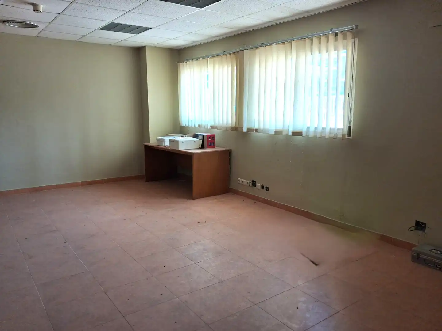 Nave industrial in vendita a Avenida Rodel, imagen 7