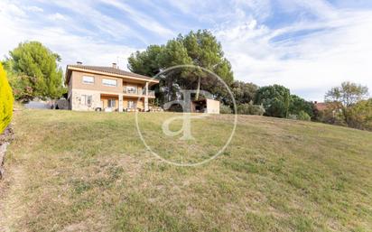 Vista exterior de Casa o xalet en venda en Sabadell amb Aire condicionat, Calefacció i Jardí privat