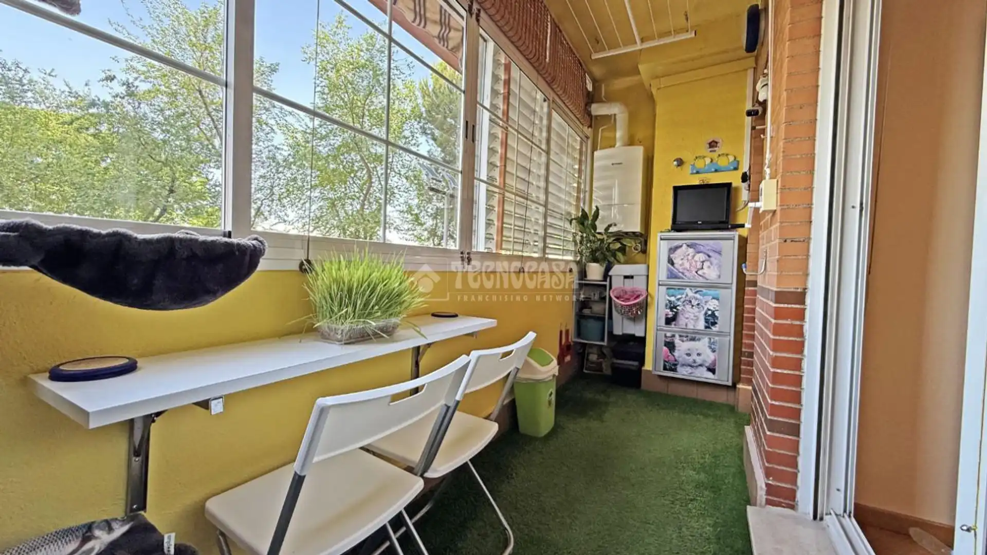 Terraza de Piso en venta en  Madrid Capital con Calefacción, Parquet y Balcón