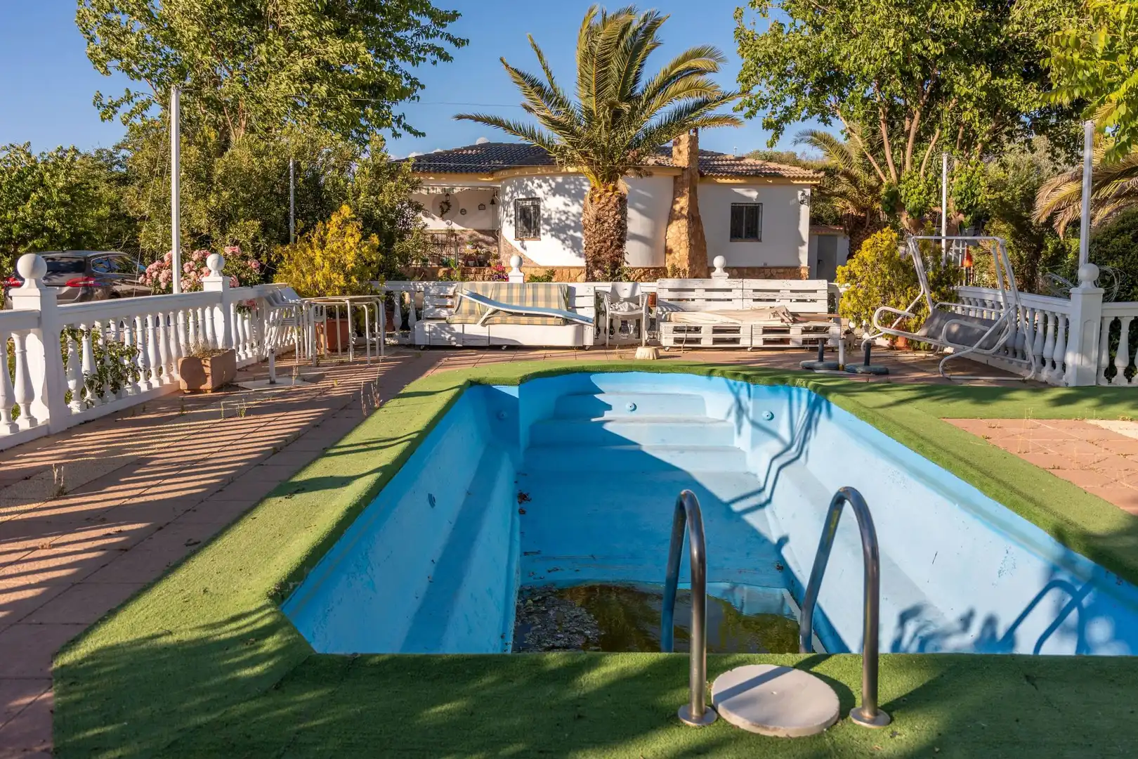Piscina de Casa o xalet en venda en Guadix amb Aire condicionat, Calefacció i Jardí privat