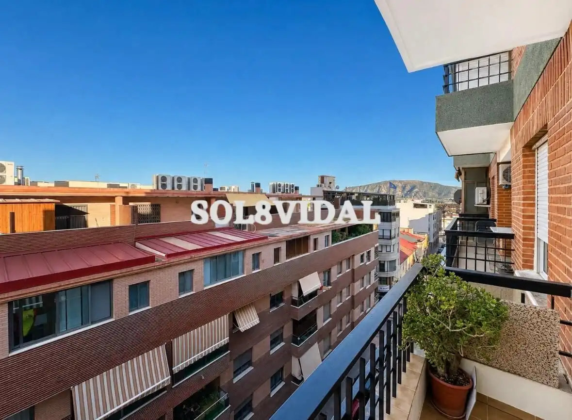 Vista exterior de Piso en venta en Orihuela con Balcón