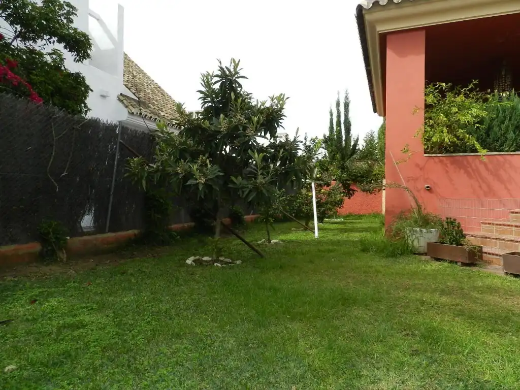Chalet con piscina en venta en Elviria - Cabopino, imagen 14
