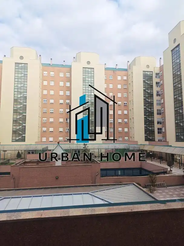Exterior view of Flat for sale in León Capital   with Heating and Terrace