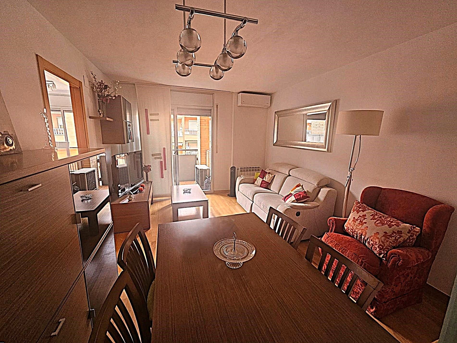 Living room of Apartment for sale in  Lleida Capital  with Air Conditioner, Heating and Balcony