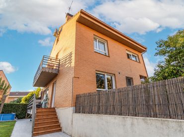 Xalet amb jardí en venda a Calle Magallanes