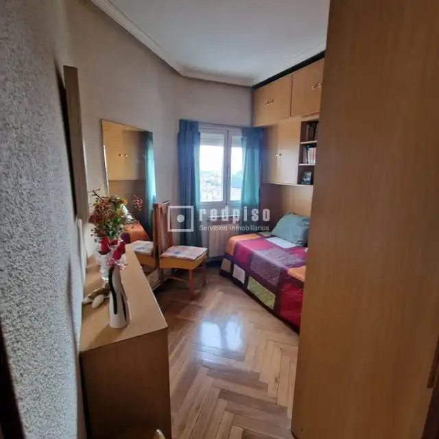 Bedroom of Flat for sale in Madrid  with Heating and Parquet flooring