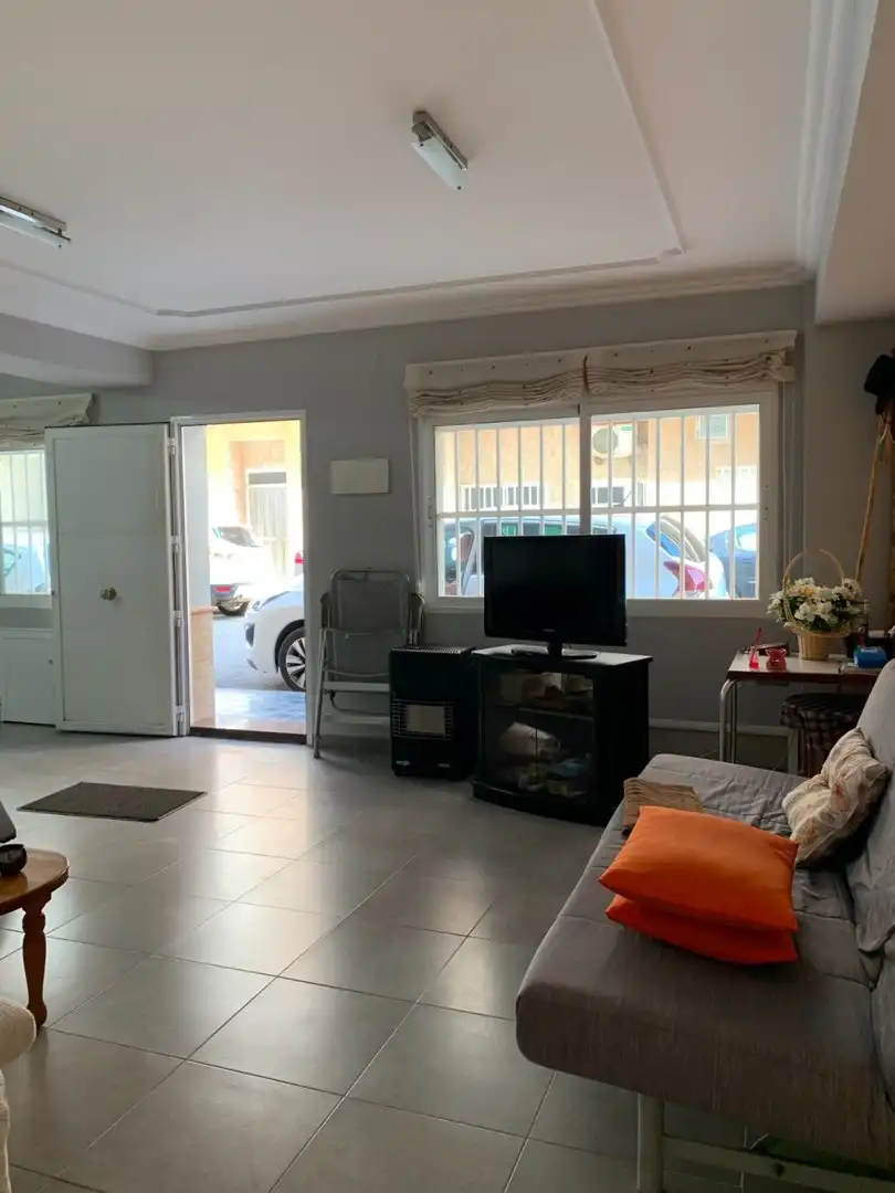 Wohnzimmer von Erdgeschoss zum Verkauf in Valencia mit Terrasse, Abstellraum und Möbliert