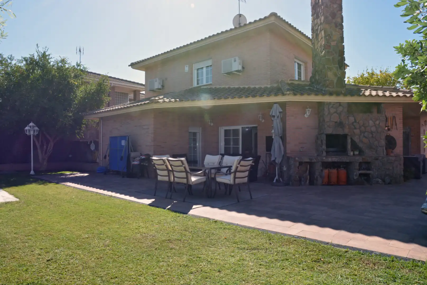 Jardí de Casa o xalet en venda en Mejorada del Campo amb Aire condicionat, Calefacció i Jardí privat