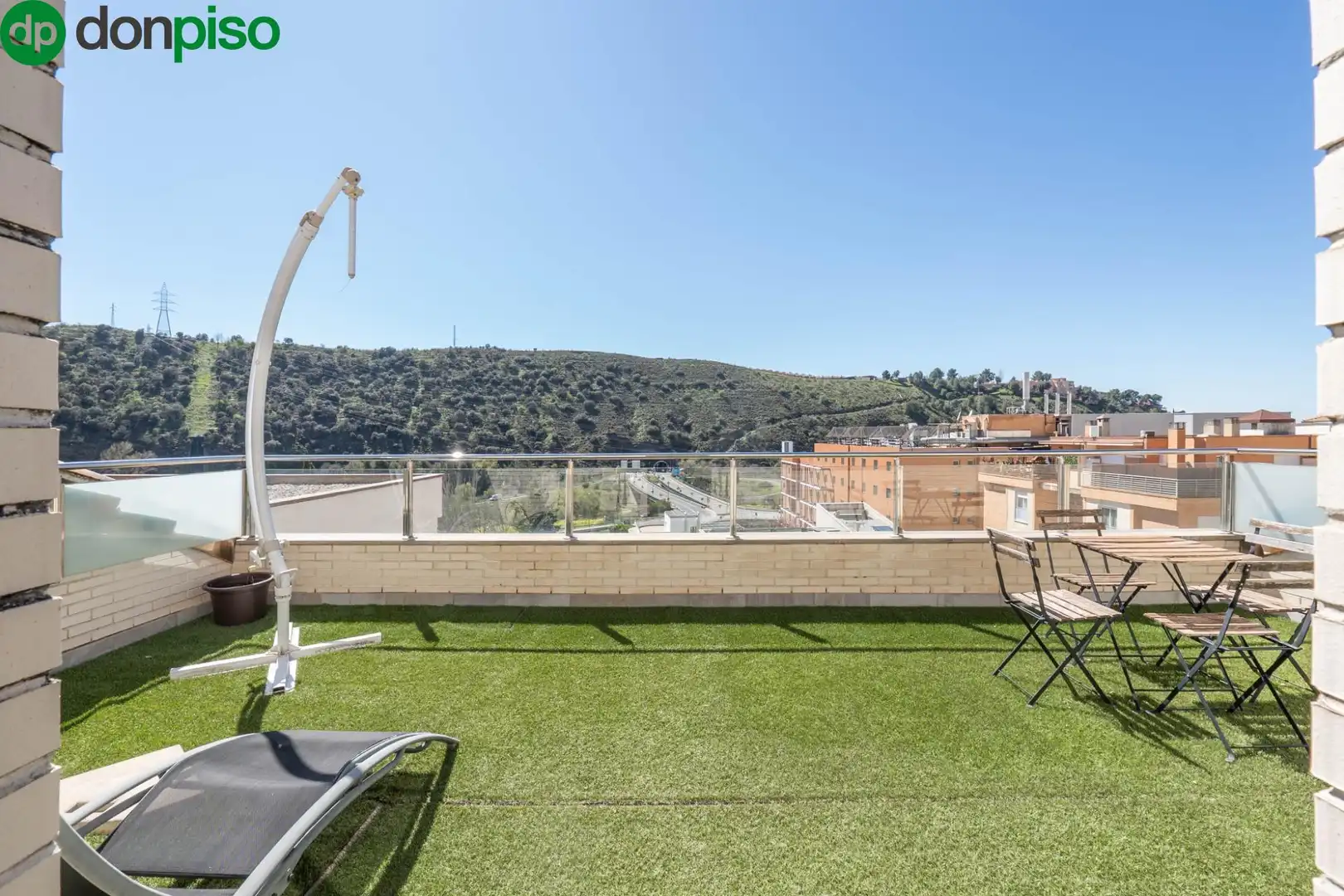 Terrasse von Einfamilien-Reihenhaus zum Verkauf in Granada mit Klimaanlage und Terrasse