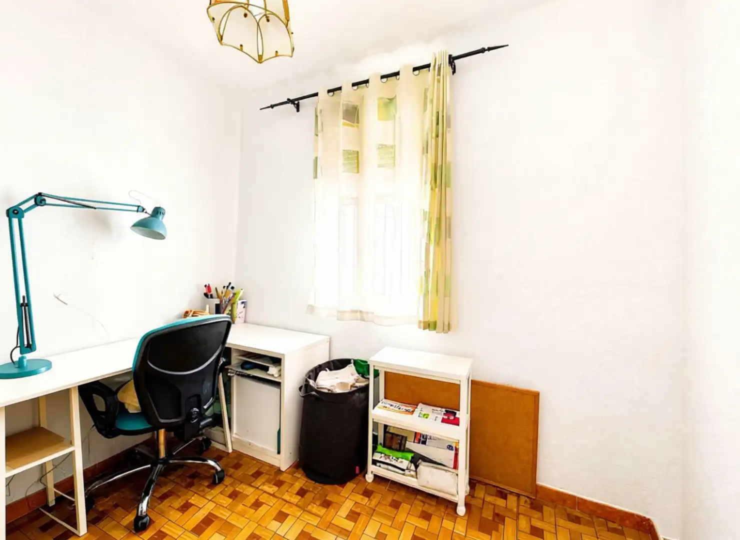 Schlafzimmer von Wohnung zum Verkauf in Alicante / Alacant mit Klimaanlage, Möbliert und Waschmaschine