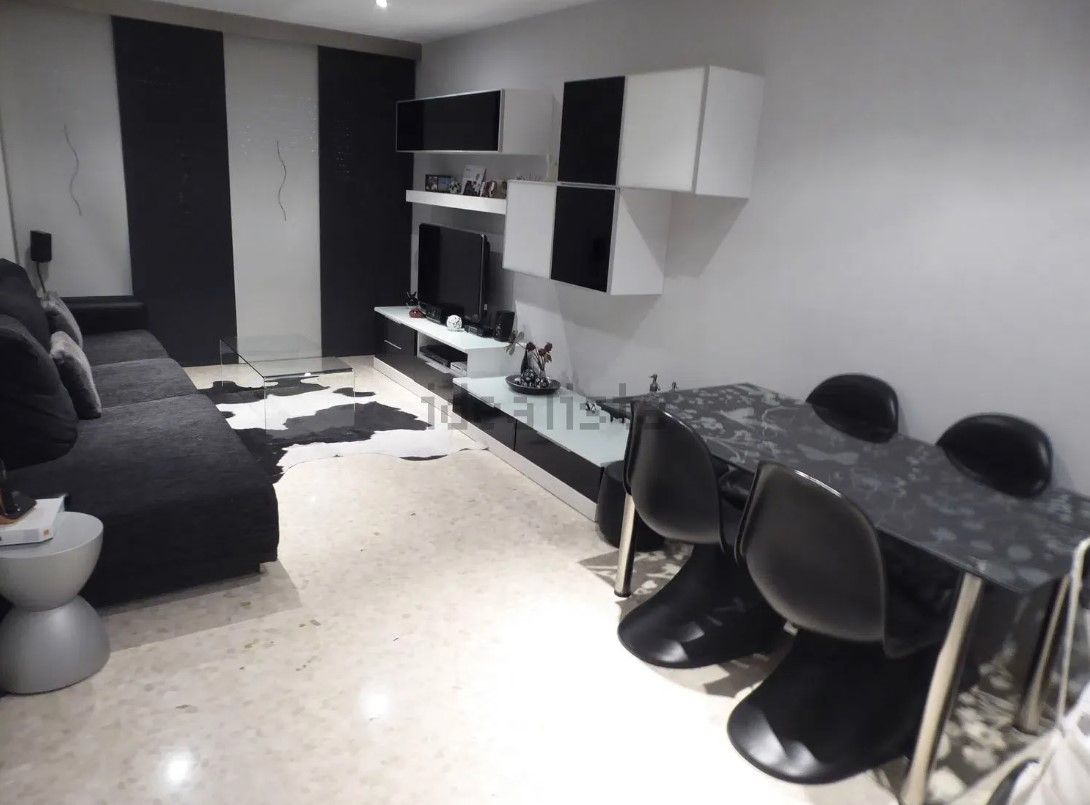 Living room of Flat to rent in Paiporta  with Storage room, Furnished and Balcony