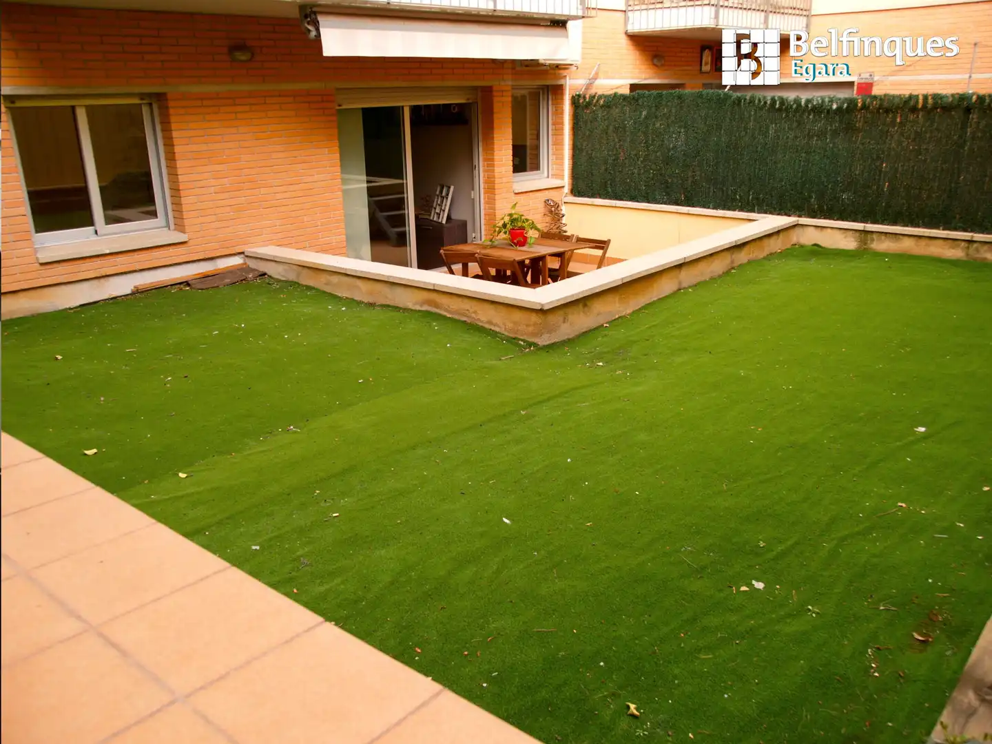Terrace of Ground floor for rent in Ponent