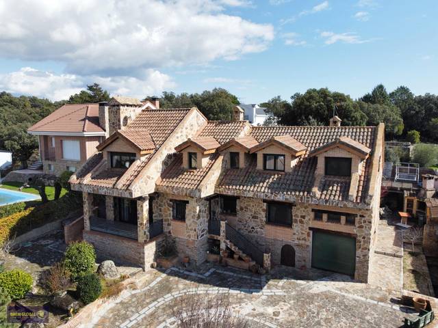 Casa-chalet en Venta en Carretera de la Encina en Navalafuente