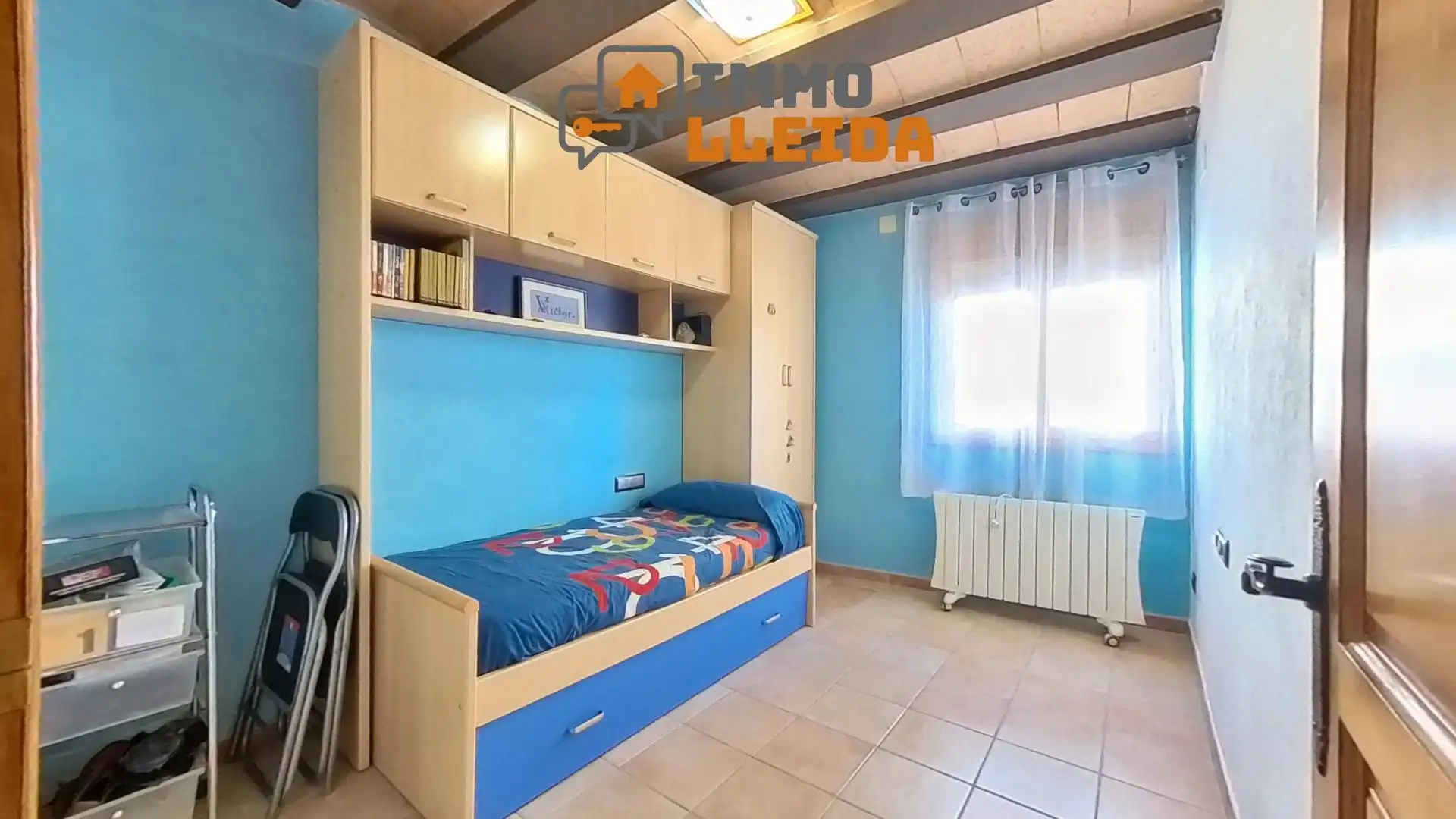 Habitación de Casa adosada en venta en Àger con Calefacción, Terraza y Trastero