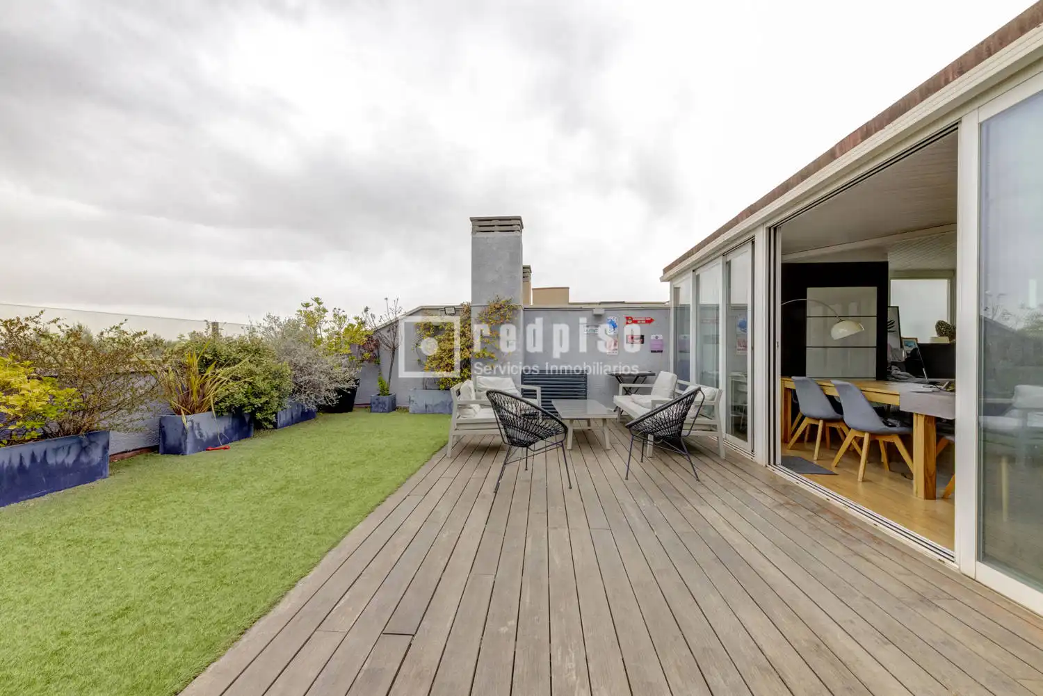 Terraza de Ático en venta en Pozuelo de Alarcón con Aire acondicionado, Calefacción y Jardín privado