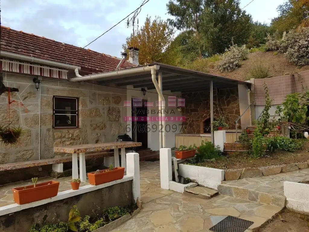 Terraza de Finca rústica en venta en Ponteareas con Jardín privado, Terraza y Piscina