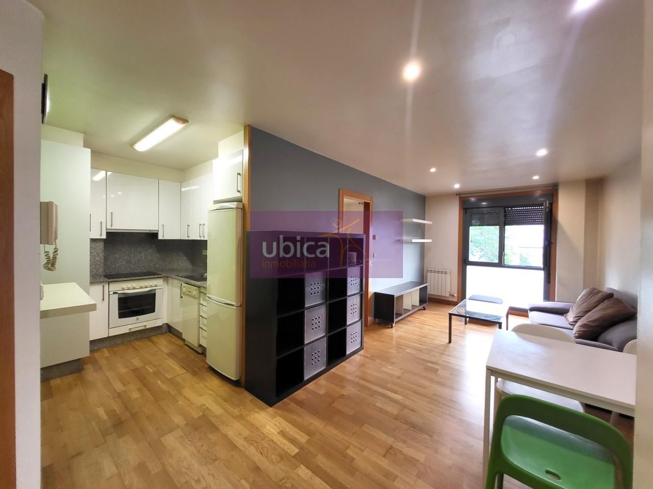 Apartament en venda en Vigo  amb Calefacció i Traster