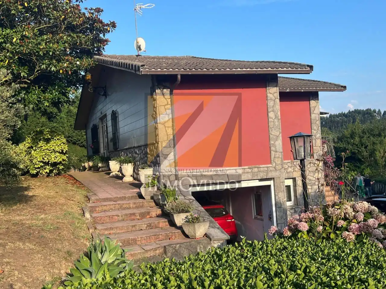 Vista exterior de Casa o xalet en venda en Carreño amb Calefacció, Jardí privat i Parquet