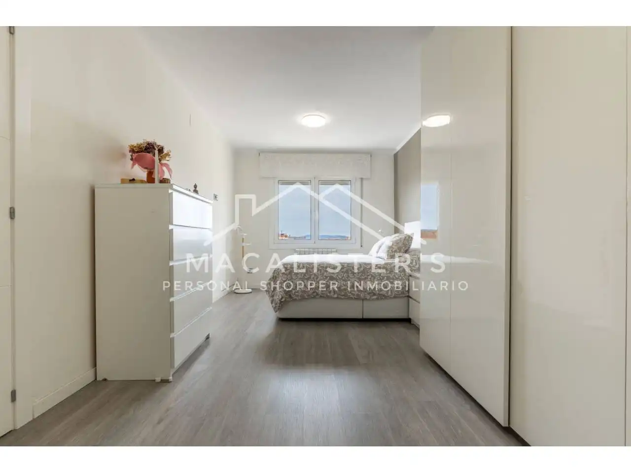 Bedroom of Flat for sale in Premià de Mar  with Air Conditioner, Heating and Parquet flooring