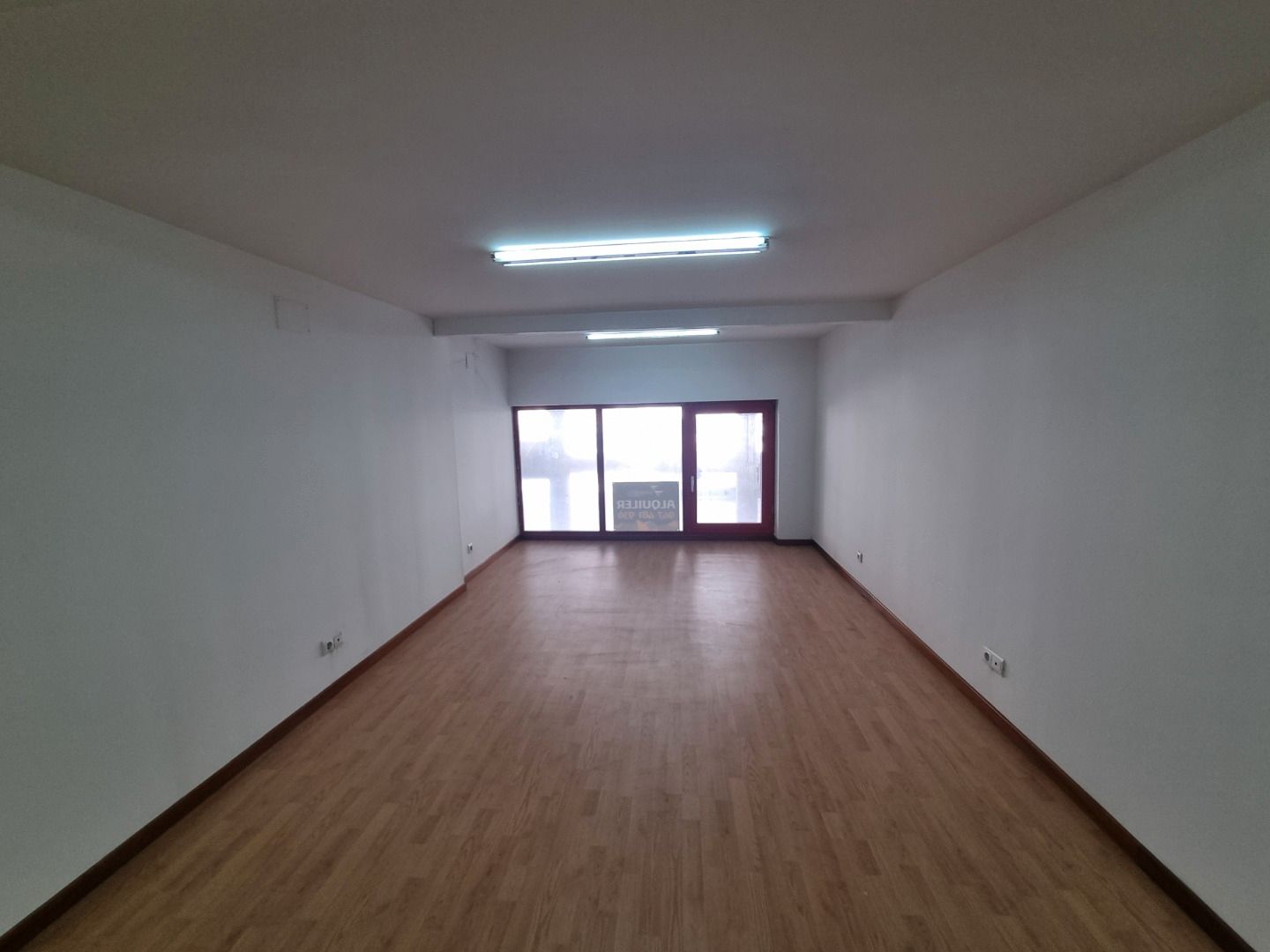 Oficina en venda en Burgos Capital