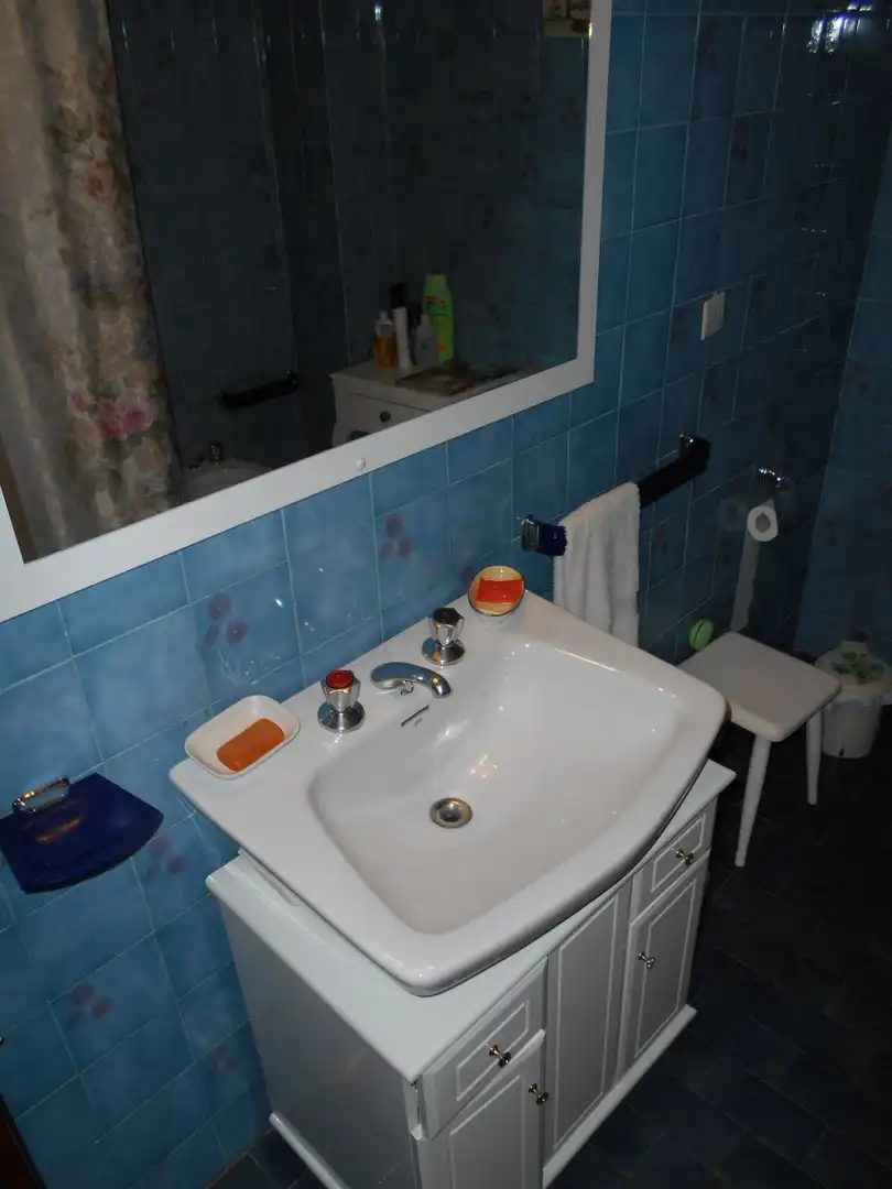 Baño de Casa adosada en venta en Brazatortas con Calefacción, Jardín privado y Piscina