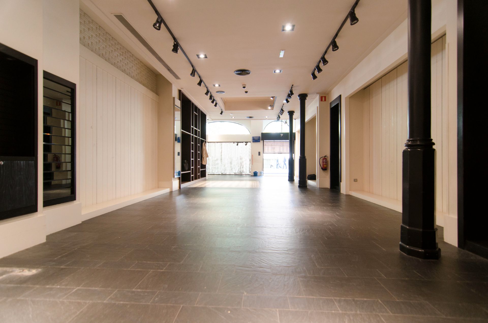 Premises to rent in Manresa  with Air Conditioner and Heating
