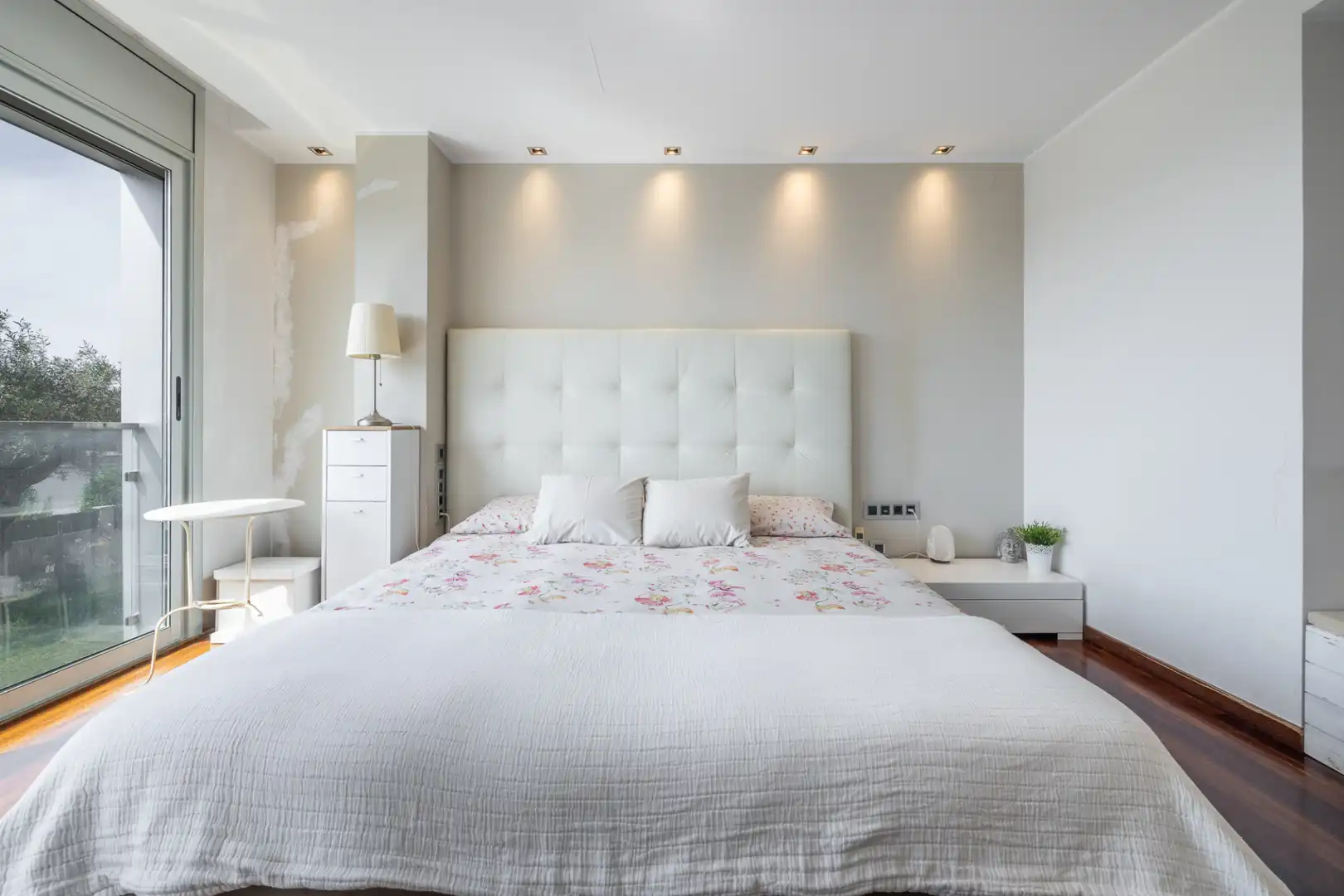Bedroom of Houses for sale in Cerdanyola del Vallès  with Furnished