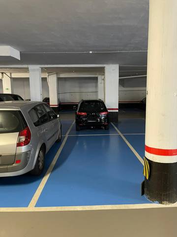 Garaje en Venta en Magallanes Kalea en Cruces