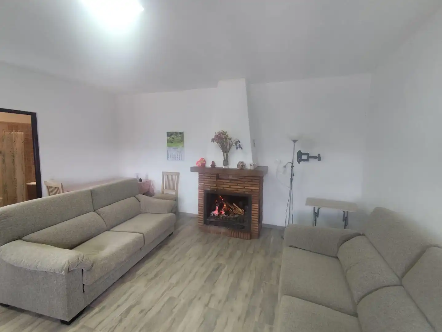 Sala de estar de Finca rústica en venta en Cástaras