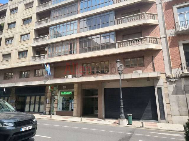 Local comercial en Venta en Fontán