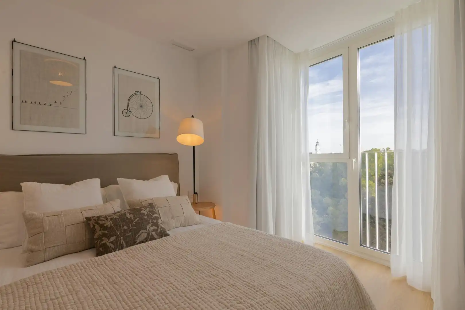 Bedroom of Flat for rent in Valencia  with Air Conditioner, Heating and Private garden