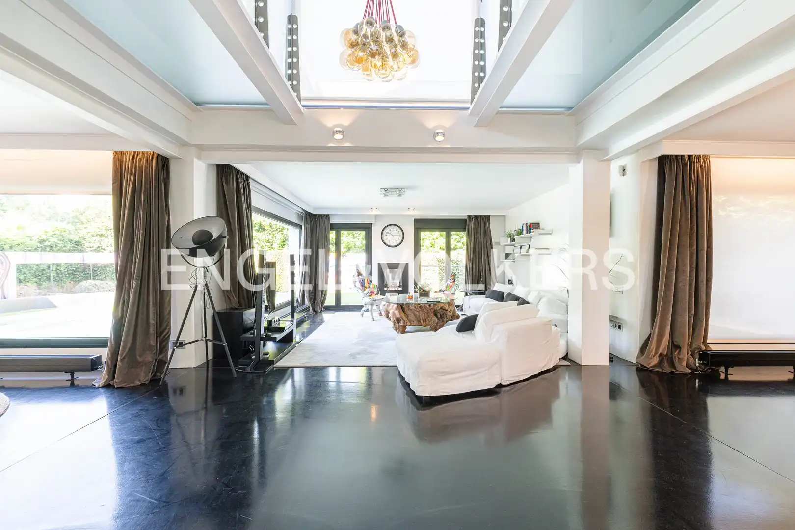Sala de estar de Casa o chalet en venta en Guadarrama con Aire acondicionado, Calefacción y Jardín privado