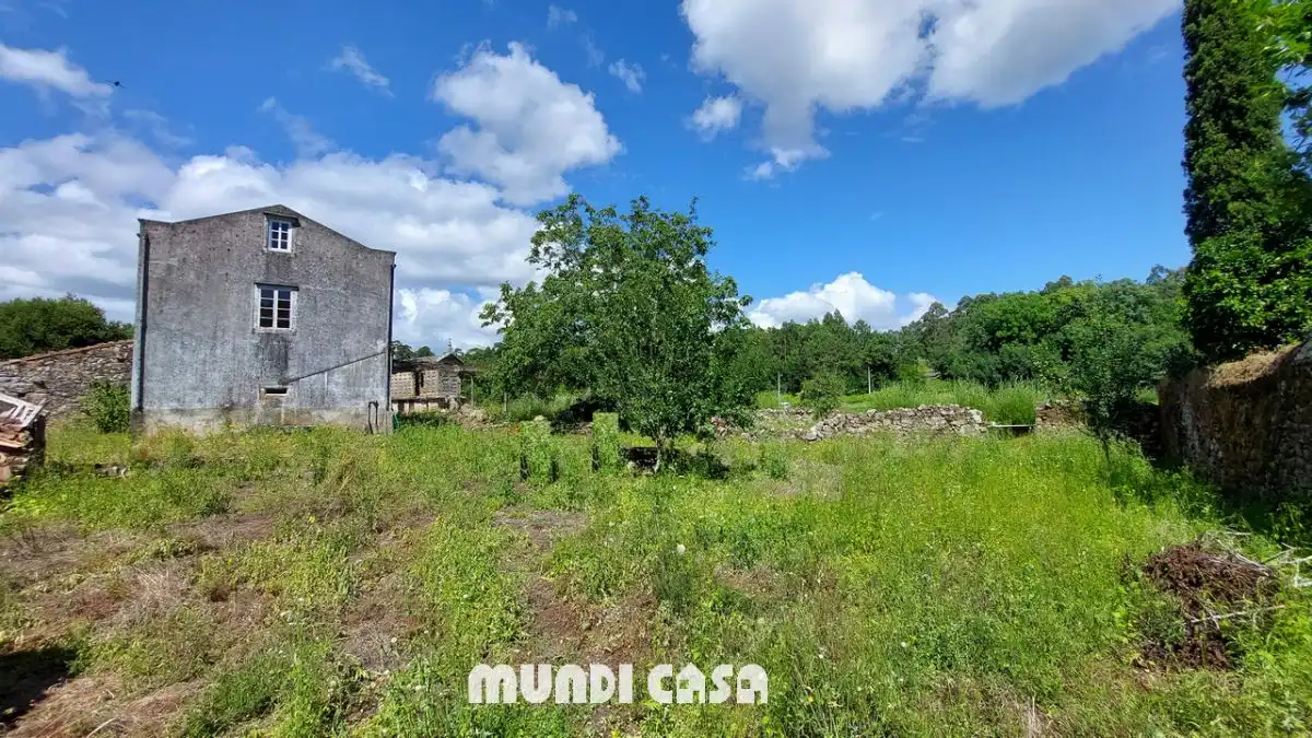 Houses for sale in Boiro