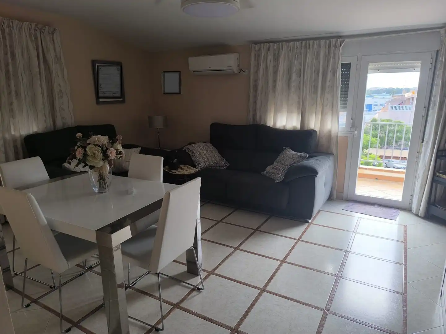 Maisonette zum Verkauf in Melilla, Melilla
