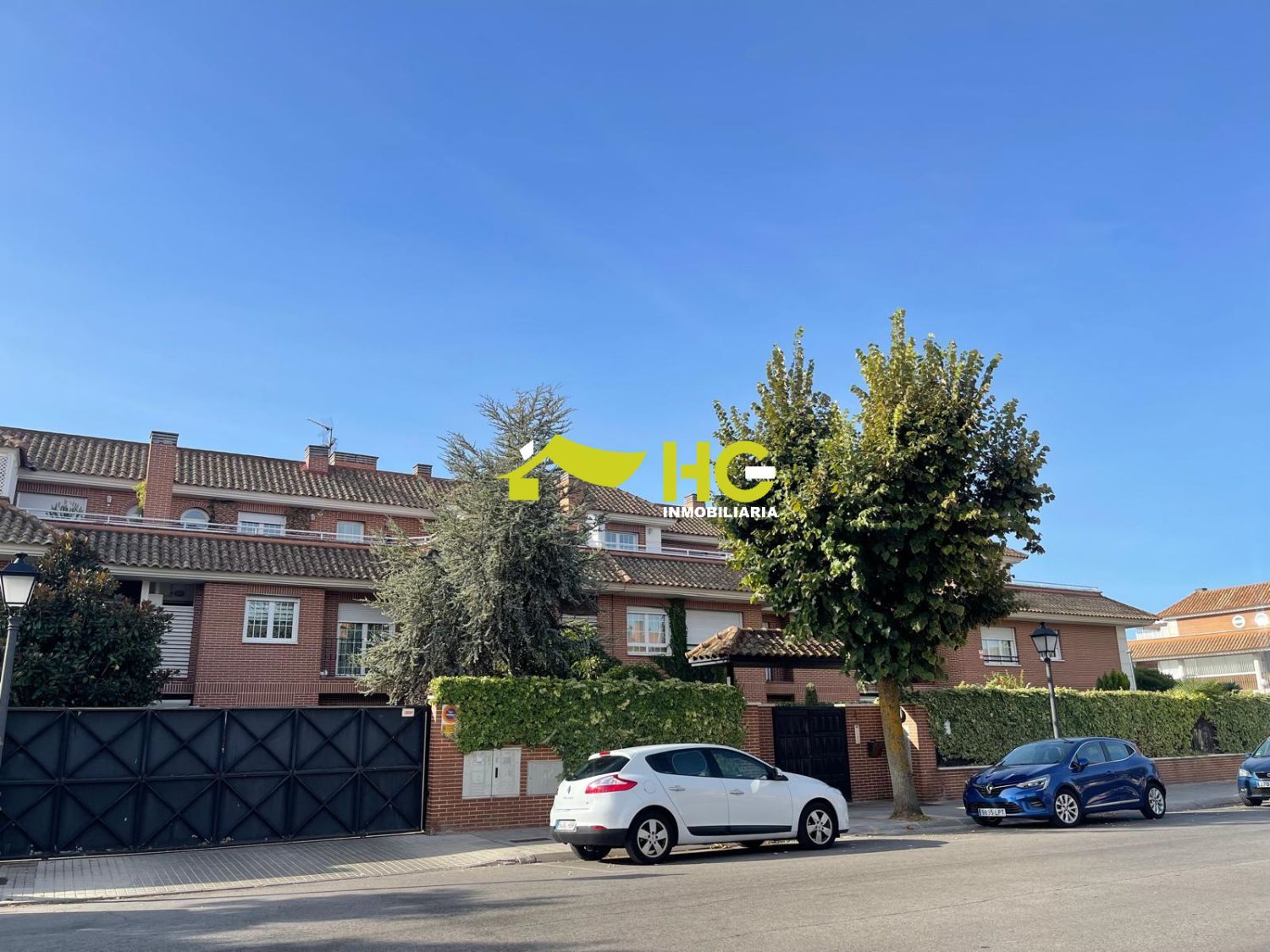 Vista exterior de Garatge en venda en Villaviciosa de Odón