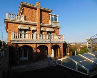 Exterior view of House or chalet for sale in  Pamplona / Iruña  with Heating and Furnished
