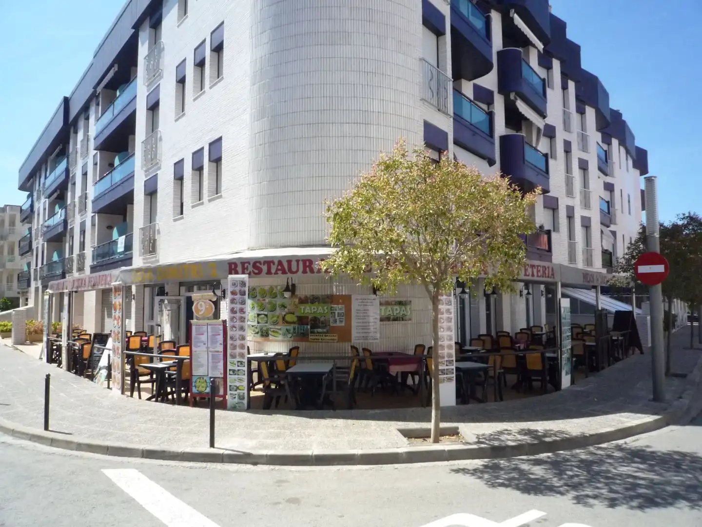 Geschaftsraum zum Verkauf in Tossa de Mar mit Klimaanlage, Terrasse und Möbliert