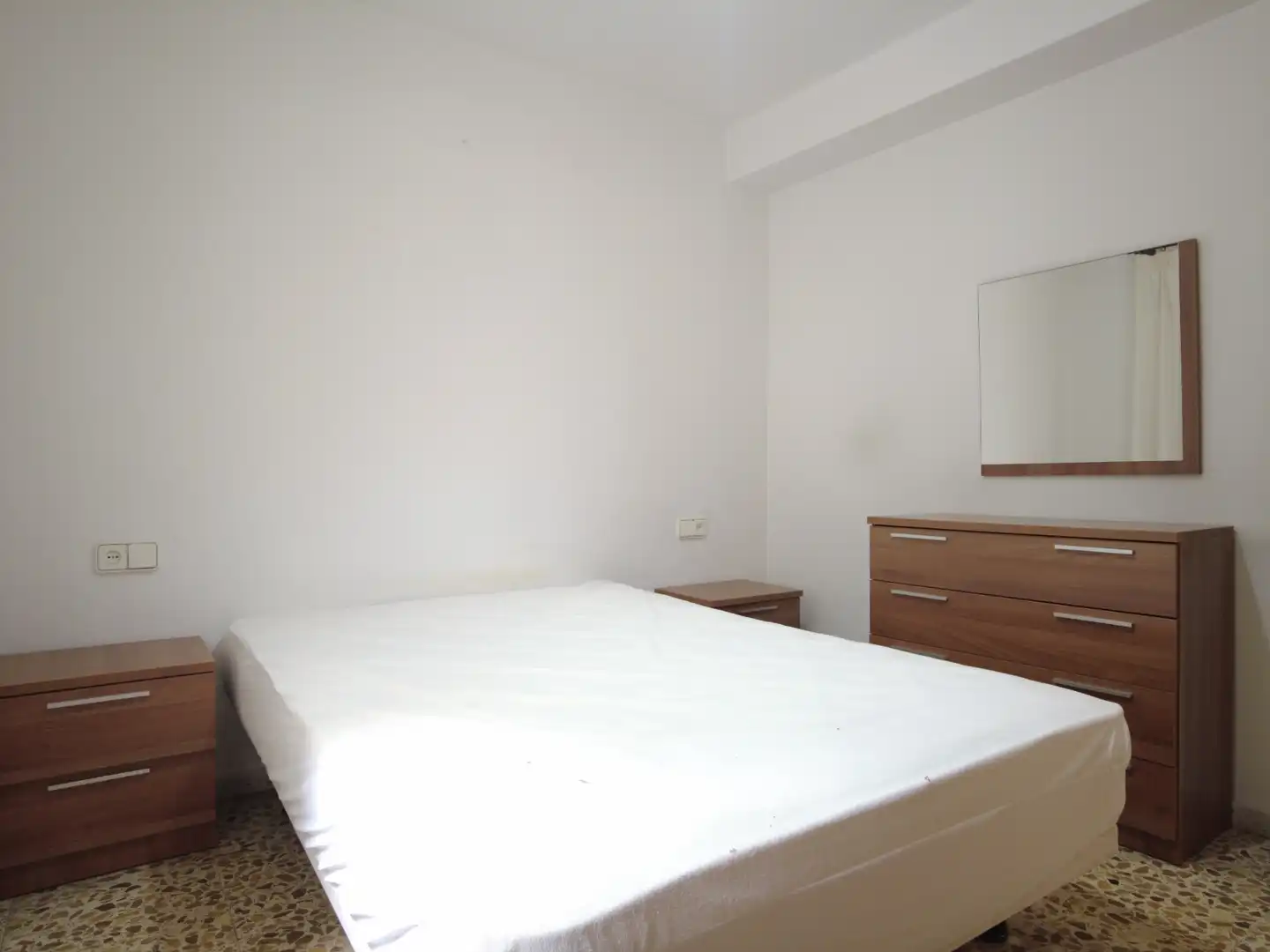 Habitación de Piso en venta en Marbella con Amueblado y Balcón