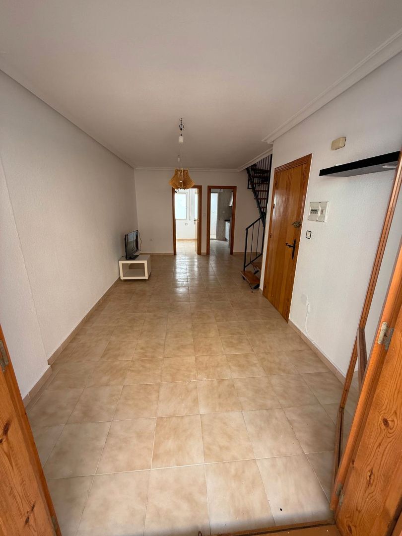 Casa adosada en venda a Calle Urano, 35, Los Cuarteros