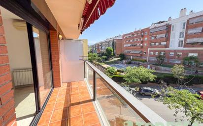 Exterior view of Duplex for sale in Granollers  with Air Conditioner and Balcony