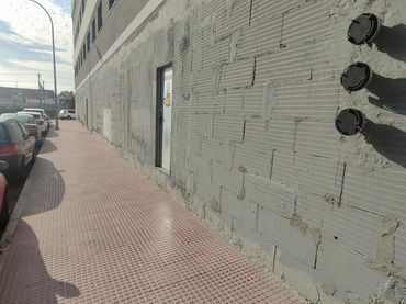 Local comercial en venda a Calle Molina de Aragón
