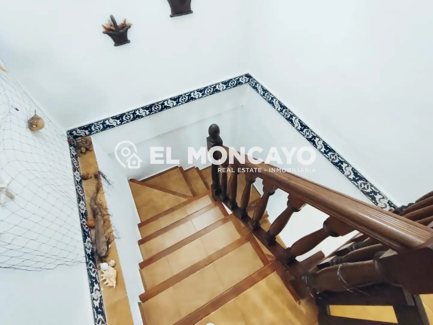 Casa adosada en venda en Guardamar del Segura amb Terrassa, Traster i Moblat