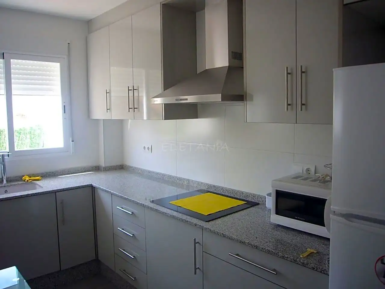 Kitchen of Flat for rent in Moncada  with Air Conditioner and Terrace
