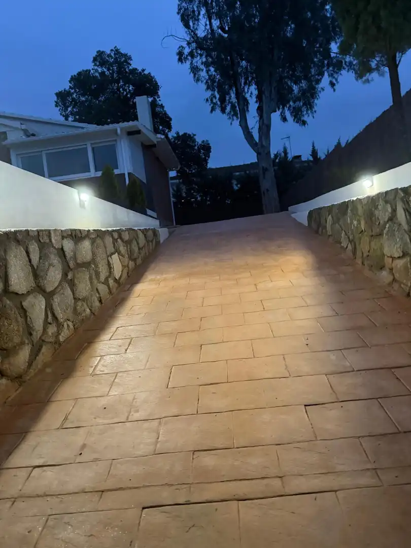 Casa o xalet en venda a Avenida de la Alcazaba, Cerro Alarcón