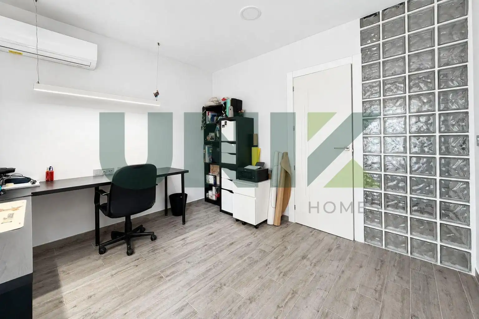 Wohnung zum Verkauf in Elda mit Klimaanlage, Heizung und Parkett